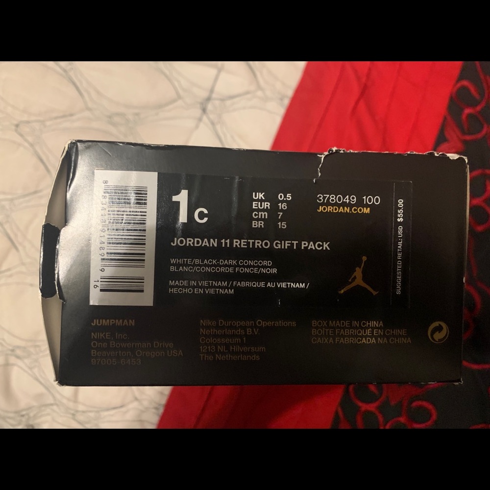 Baby Jordans retro 11